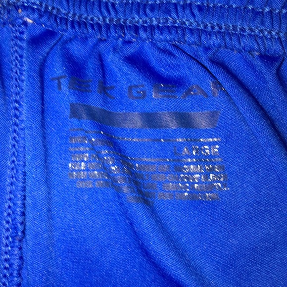 Tek Gear Shorts (basketball length) good condition - Picture 2 of 6